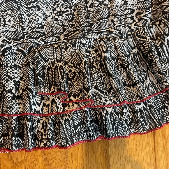 Lucky in love tennis skirt - Picture 2 of 2